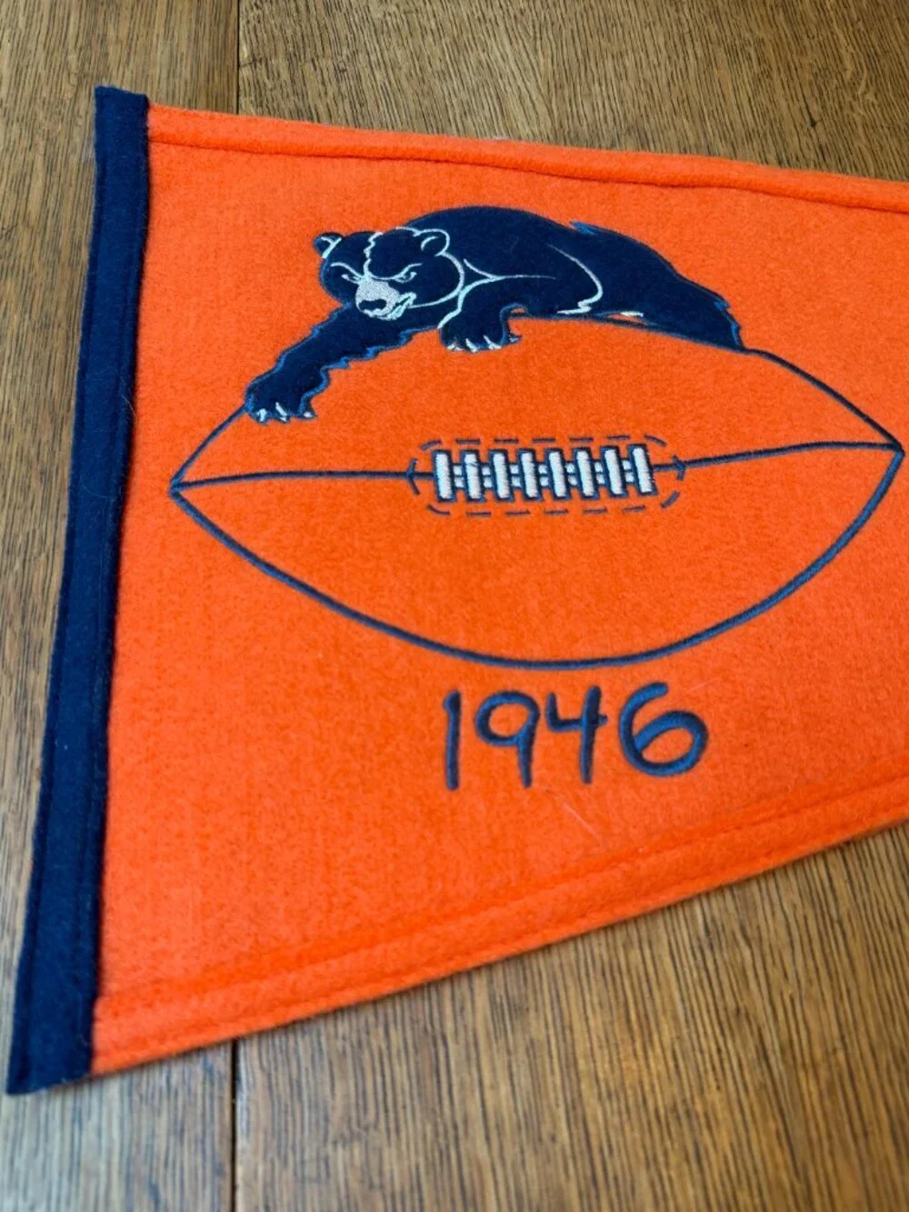 Chicago Bears 1946 Felt Pennant Wall Decor